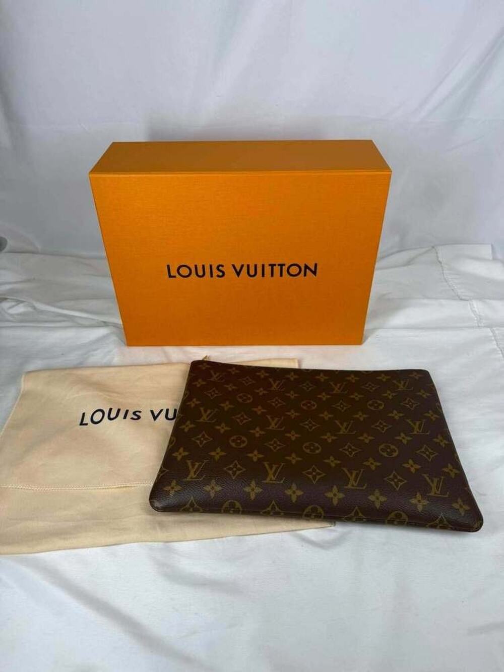 Louis Vuitton Key Pouch L Monogram SPB-SH 372464